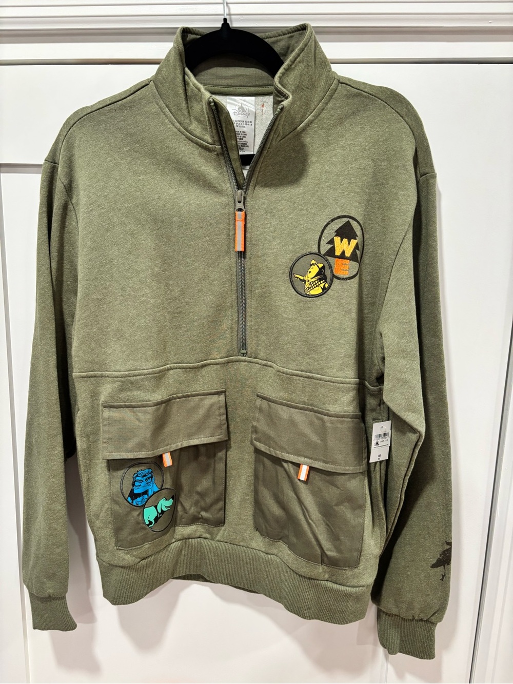 NWT Disney Animal Kingdom Wilderness Explorers Sweater